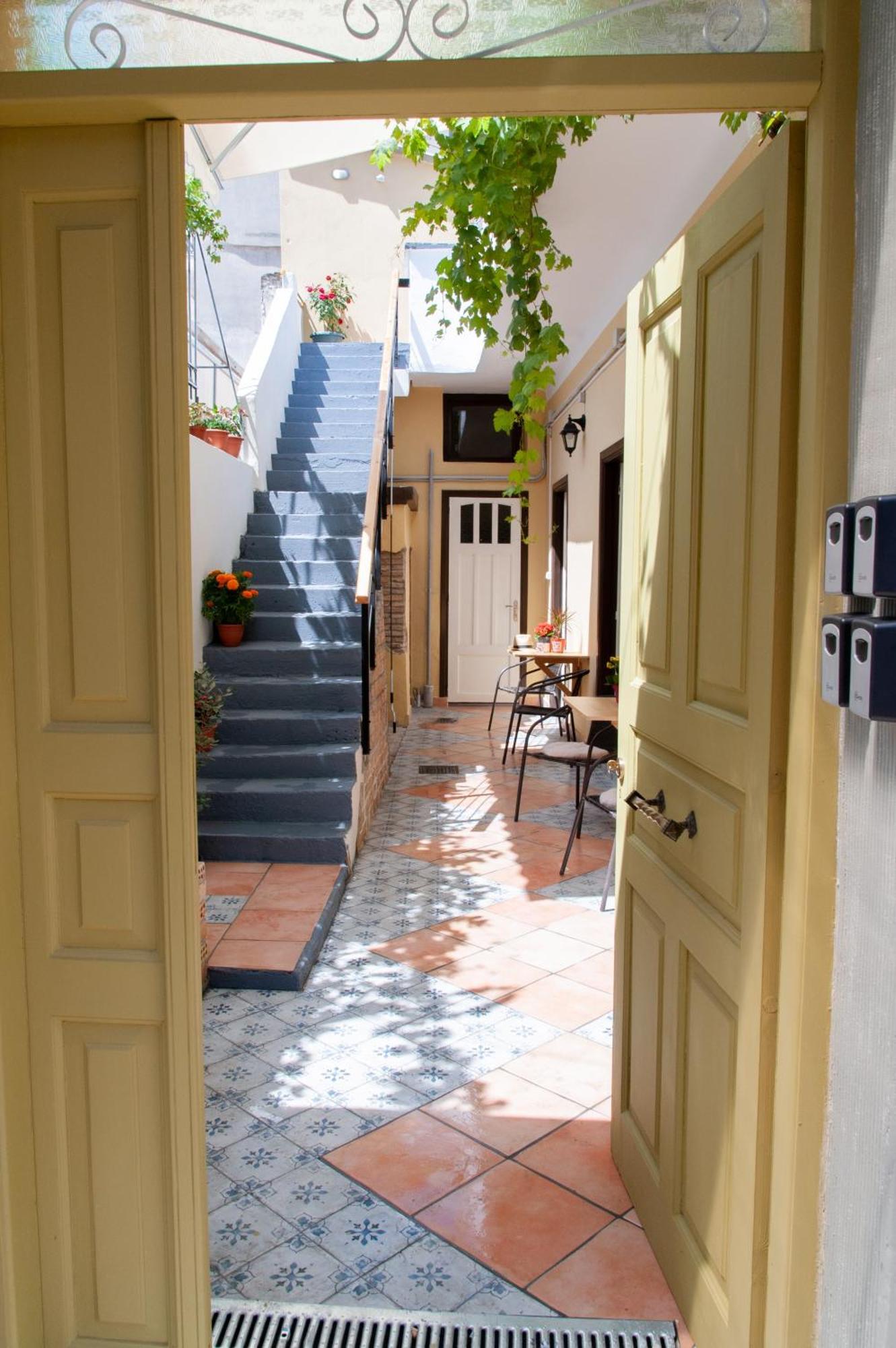 Ferienwohnung 17 Flats And Roof Garden Athen Exterior foto