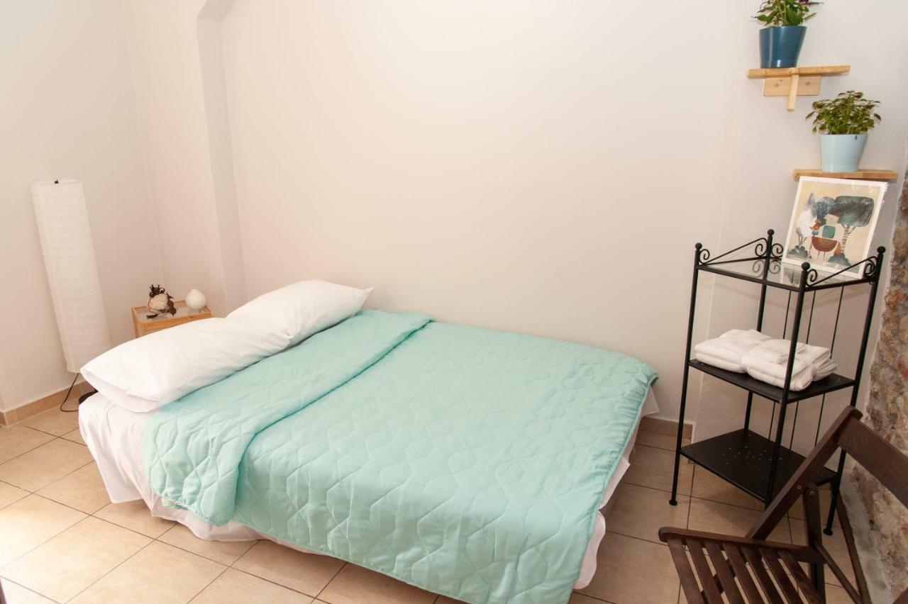 Ferienwohnung 17 Flats And Roof Garden Athen Exterior foto